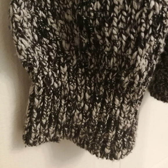 IVANKA TRUMP XL Long sleeve grey mix scoop neck sweater - Picture 4 of 5